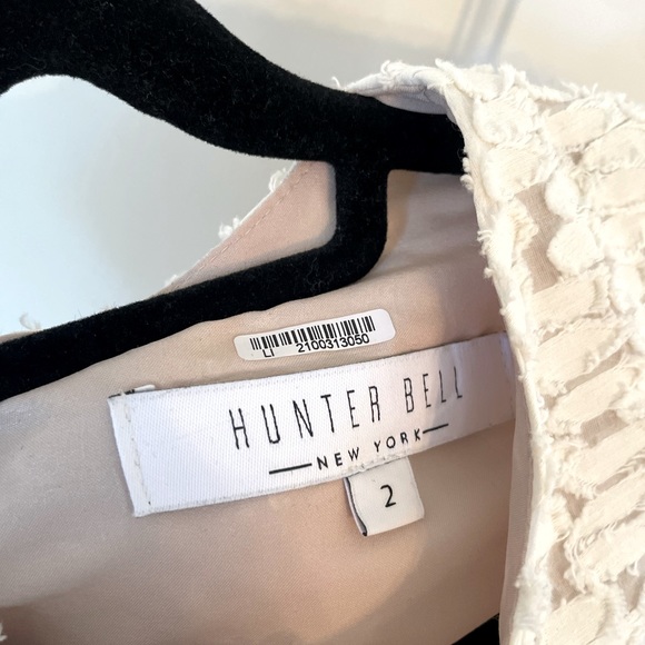 Hunter Bell Textured Ivory Top - Picture 2 of 3